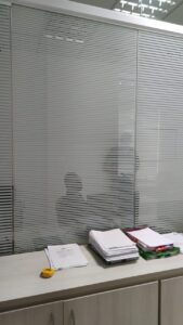 insulfilm jateado listrado divisoria de vidro 2