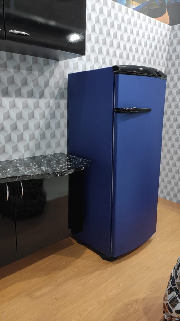envelopamento geladeira