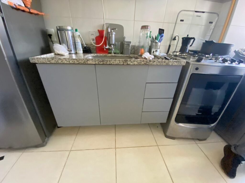 Envelopamento de armário de cozinha 5 envelopamento adesivagem armario de cozinha depois 2