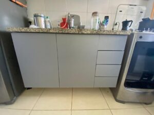 envelopamento adesivagem armario de cozinha depois 3