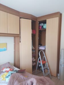 Envelopamento de armário do quarto 6 envelopamento armario branco antes